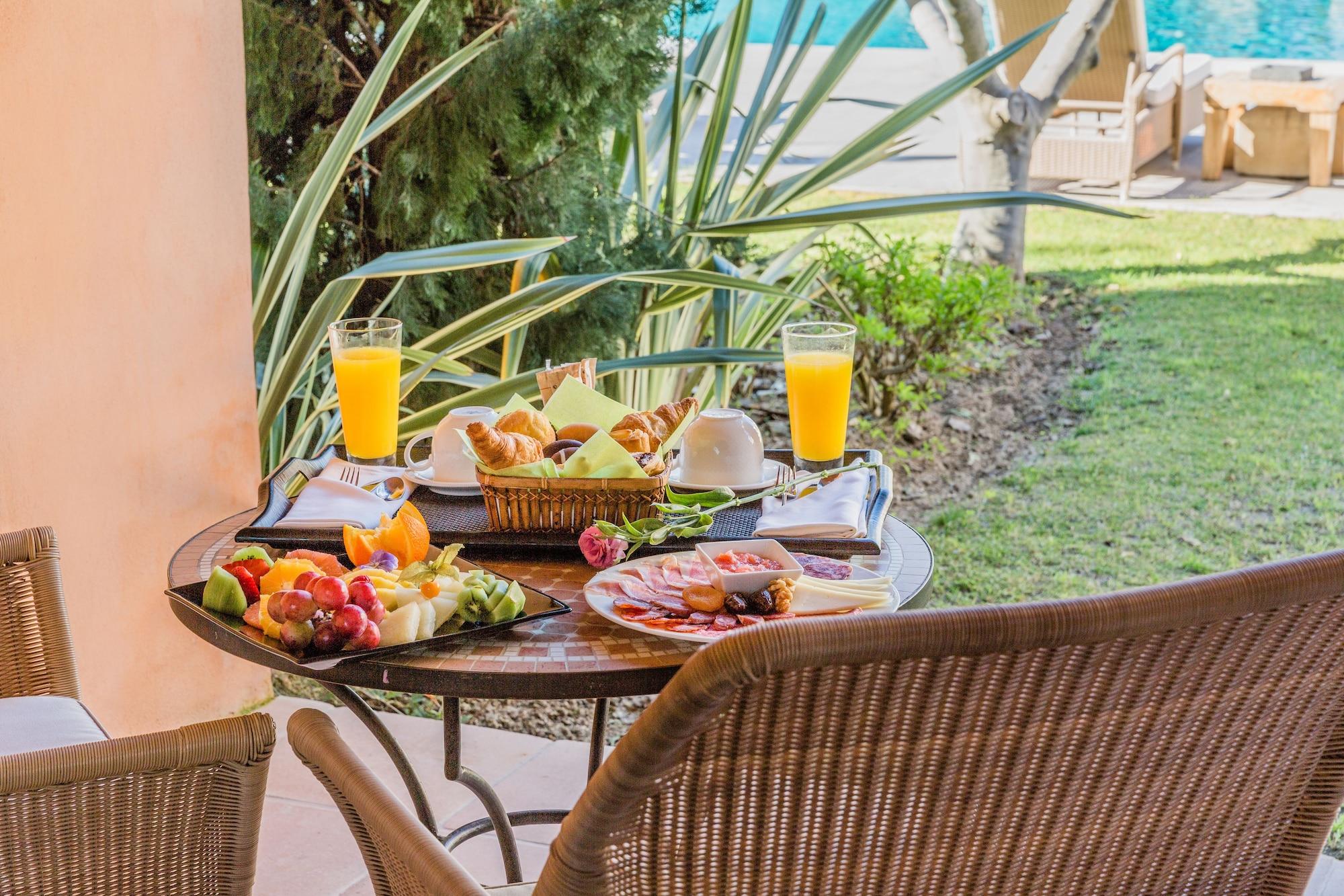 艾斯特拉戴尔马尔芬奇酒店 马尔韦利亚 外观 照片 Breakfast at a hotel